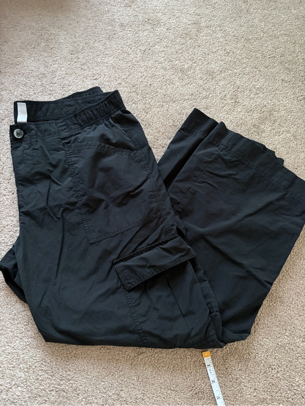 🖤 OLD NAVY - Large Black Cargo Pants